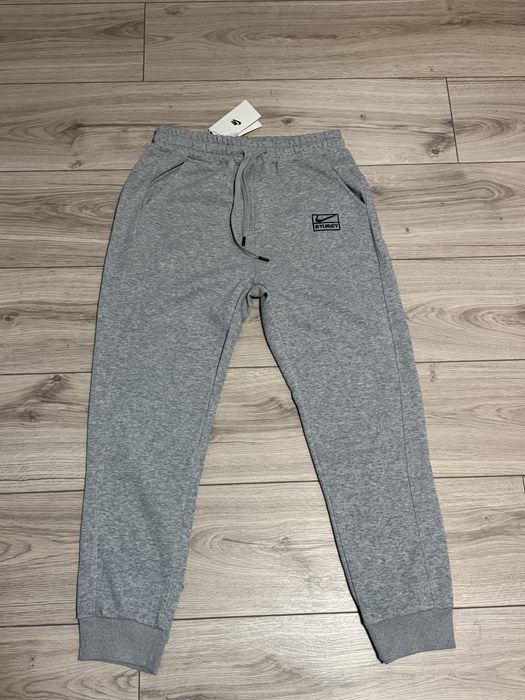 Pantaloni nike stussy