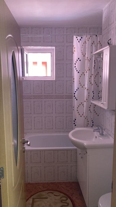 Apartament de inchiriat 2 camere semidecomandate