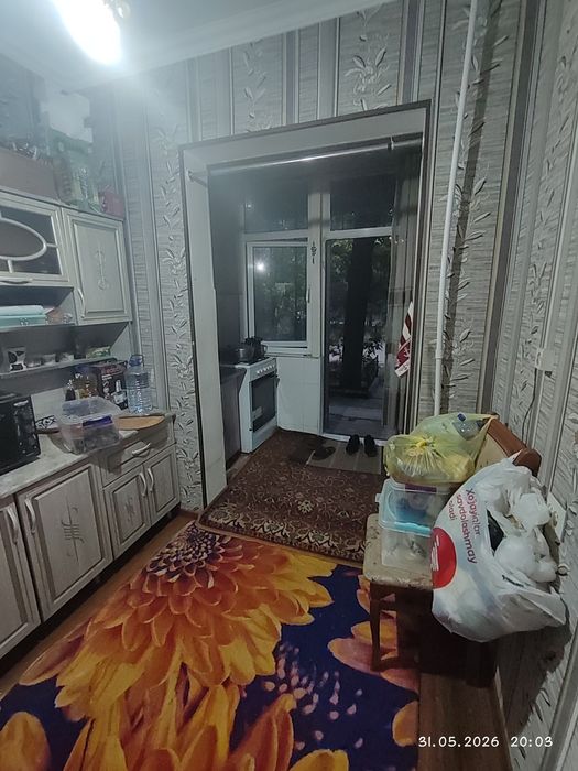 Срочно продаётся квартира Мирабадский р-н Куйлюк массив 1 2/1/4