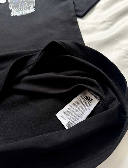 мъжка тениска Nike Skeleton