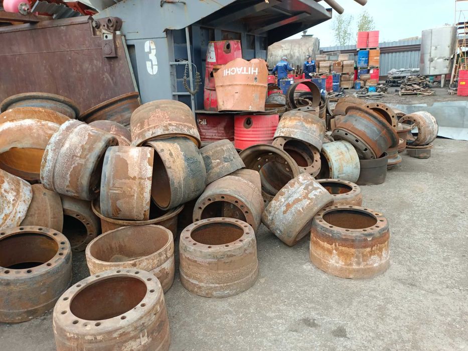 Тормозные барабаны, рессоры