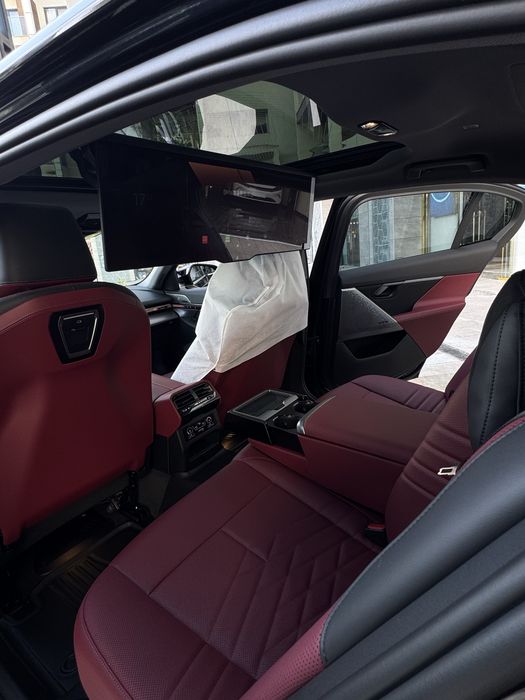 Bmw I5 40L 2025 sotuvga tayyor