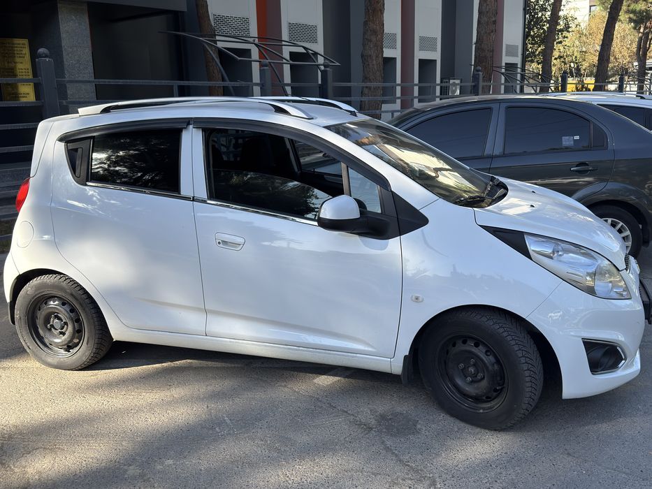 Spark avtomat сотилади