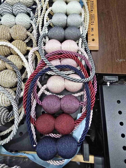 Аксесоари ( магнити ) за завеси