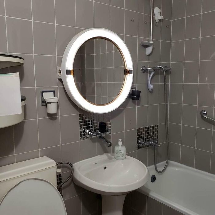 Дава се под наем Тристаен апартамент в София, Младост 4 - 98 кв.м за 700 € - Снимка #9