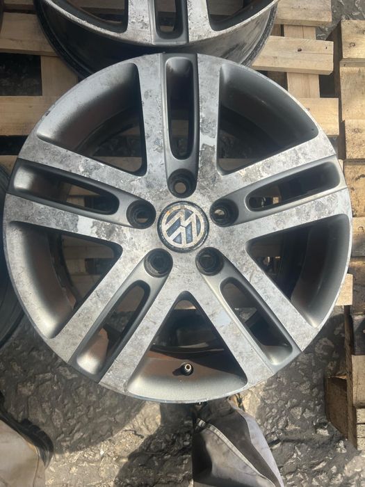 Джанти с забележки за Vw Audi Seat Skoda 5x112 6,5j et50 16'' н160
