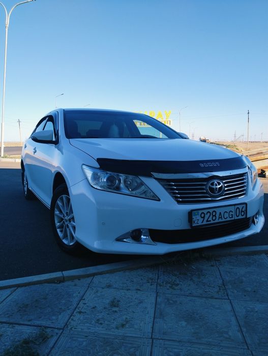 Срочно продам камри 50