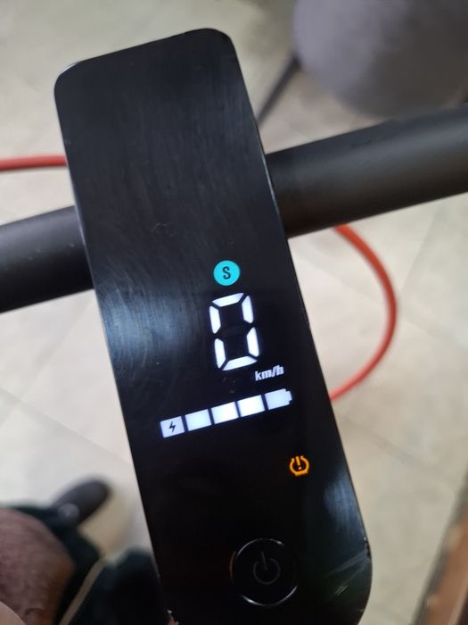 Xiaomi elektra samakat sotiladi