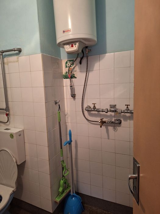 Продава се Двустаен апартамент в Велико Търново, Център - 95 кв.м за 940 €/кв.м - Снимка #15