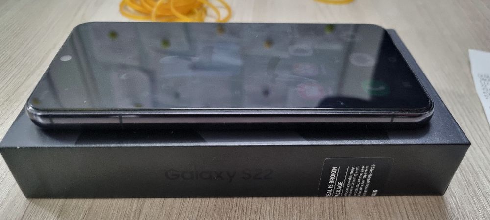 Samsung S22 сатылады