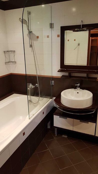 Продава се Тристаен апартамент в София, Лагера - 136 кв.м за 825 €/кв.м - Снимка #2