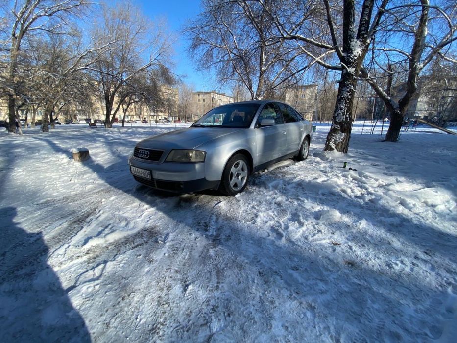 Срочно продаю машину ауди а6