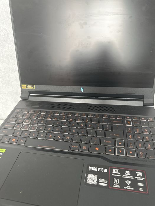 Ноутбук rtx5050 r5