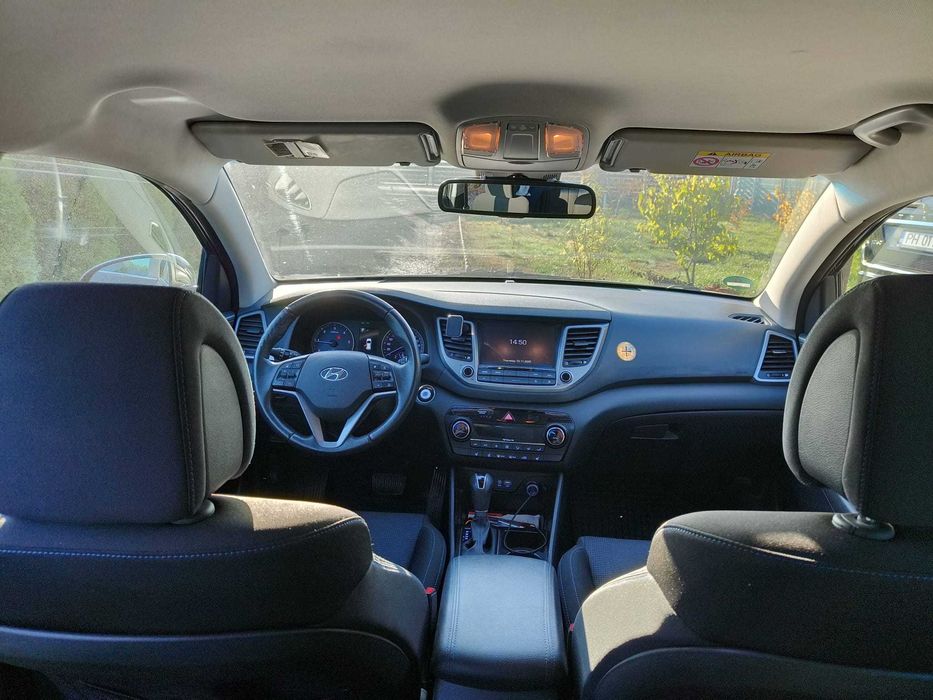 vand hyundai tucson