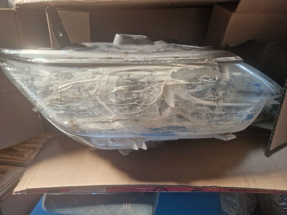 фары камри 55, две штуки