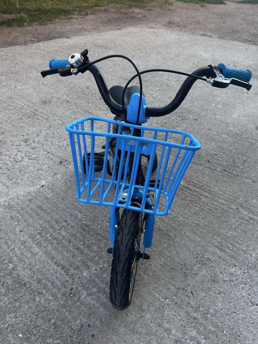 Bicicleta baieti 300 lei