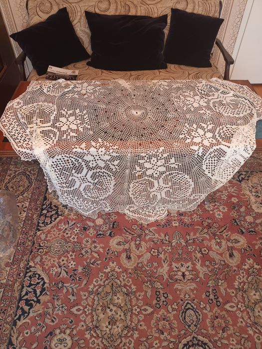 Сет от ръчно изработени плетива на една кука