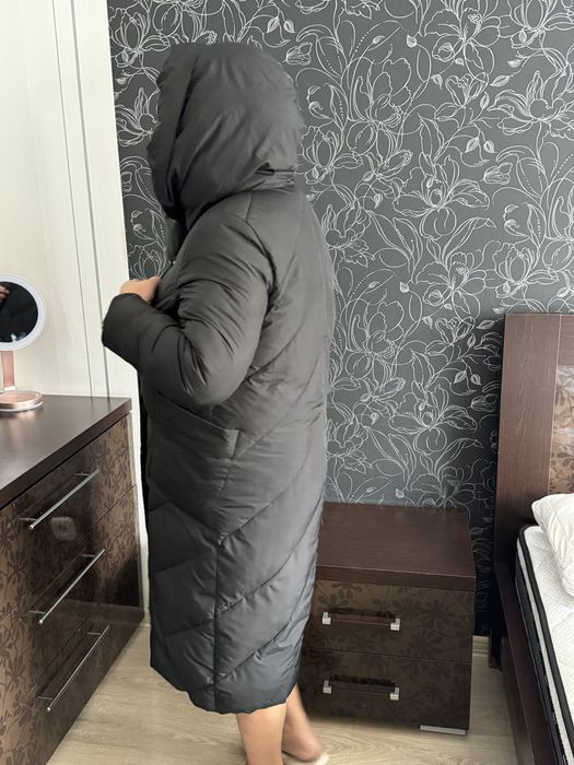 Продам пуховик в отличном состоянии