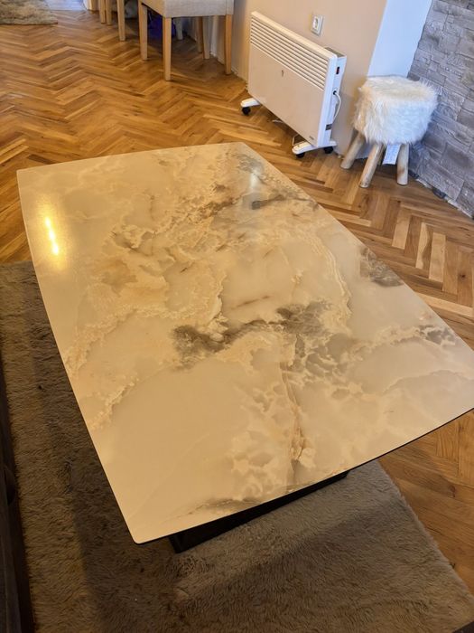 Холна маса не исползвана