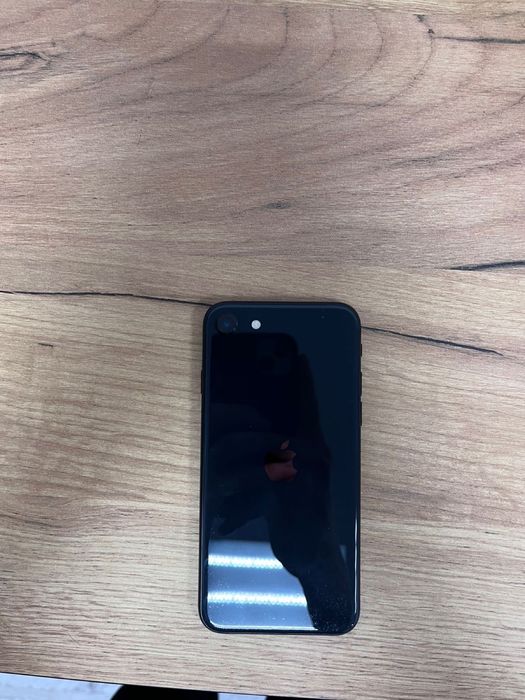 Айфон SE толка обмен