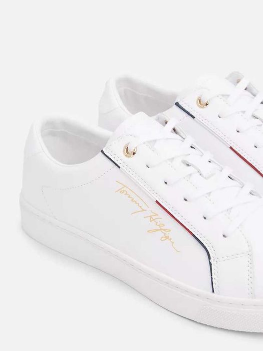 Кожаные Женские кроссовки от бренда Tommy Hilfiger
