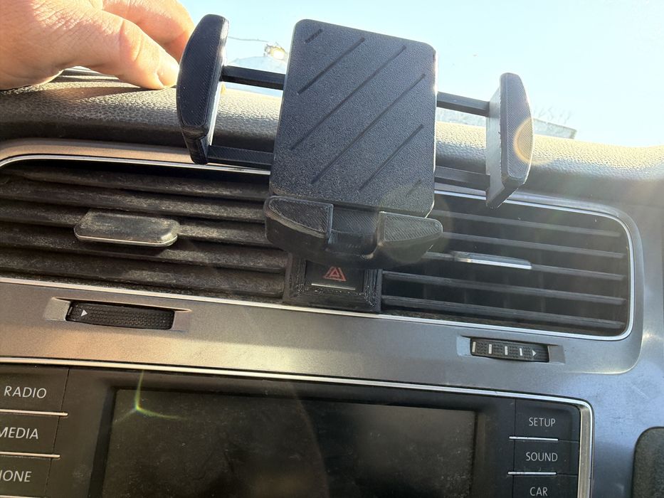 Стойка за телефон фолксваген голф 7 vw golf 7