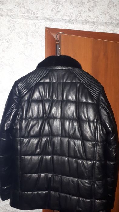 Зимняя кожаная куртка