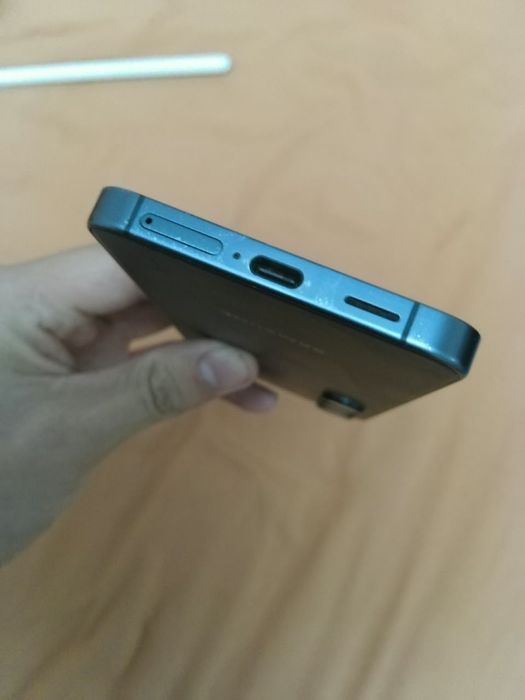 Samsung galaxy s24 8/128gb