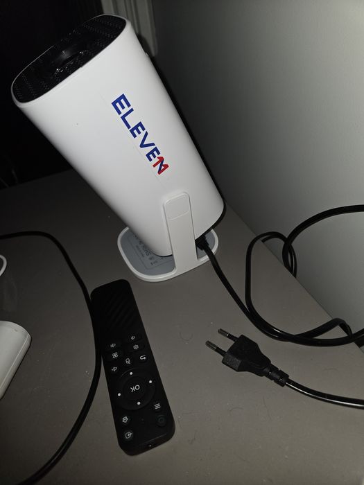 Проектор ELEV E11