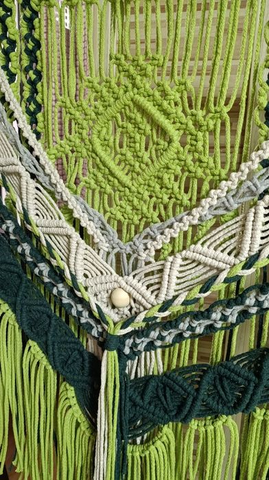 Большое макраме панно