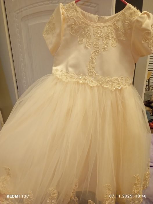 Продам детское платье