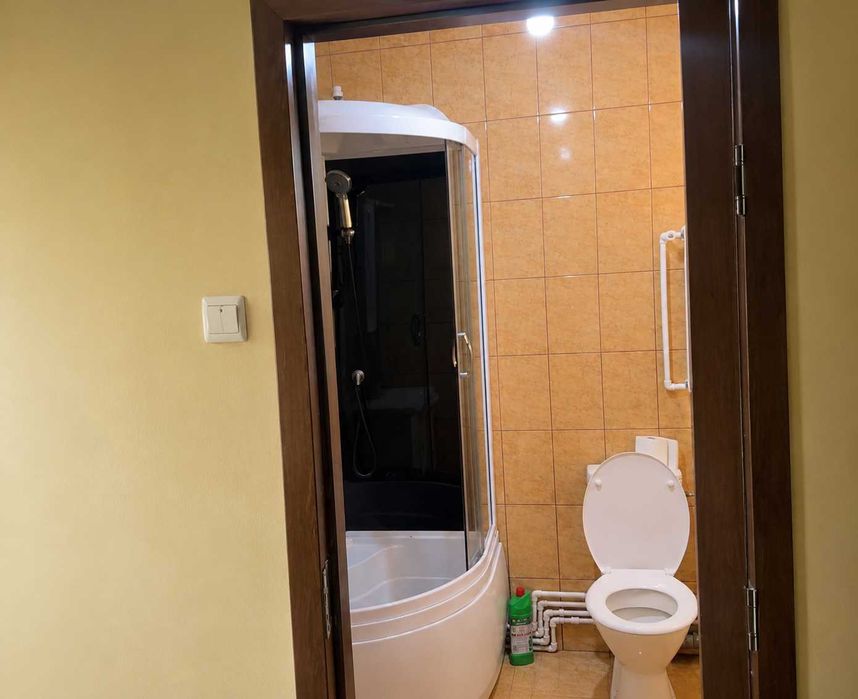 DE VÂNZARE – Spațiu comercial, ideal pentru transformare în locuință - cu eliberare imediată