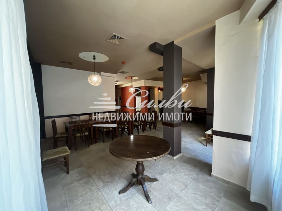 Дава се под наем Заведение в Шумен, 5-ти полк - 150 кв.м за 399 € - Снимка #2