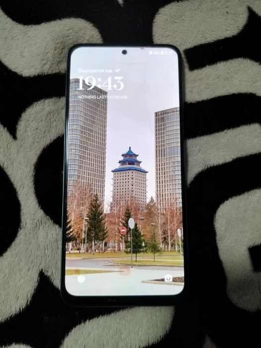 Продаю телефон redmi note 12