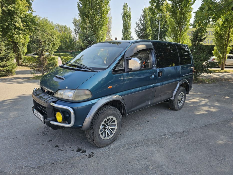 Mitsubishi Delica 2.8 D