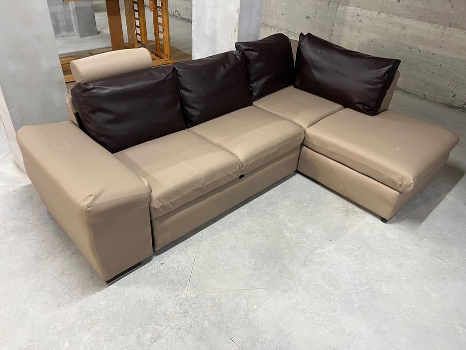 Кожен разтегателен диван