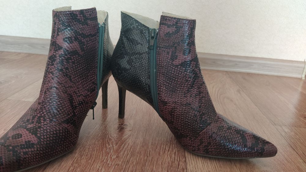 Шикарные ботинки кожаные