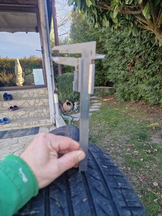 235 55 19 YOKOHAMA 2022г