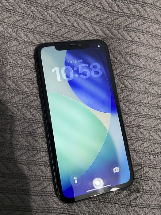 iPhone 11 128гб идеал кроме дисплея