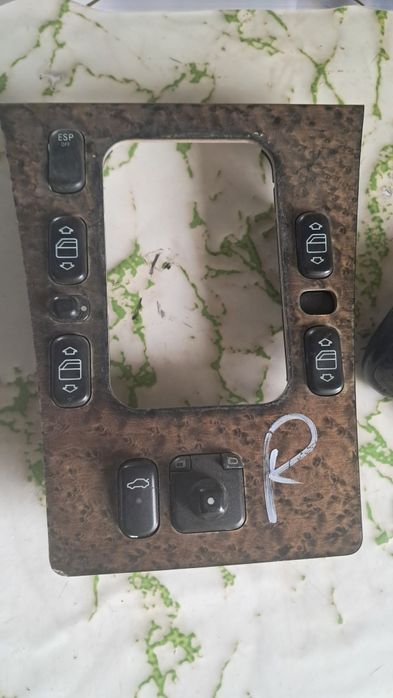 Мерс.210 Клапан печки.