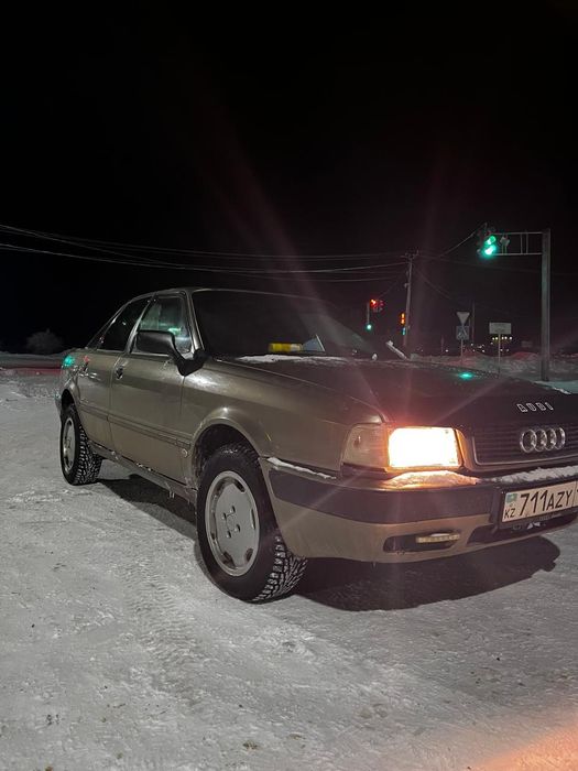 Продам Ауди В 4  отличном состоянии