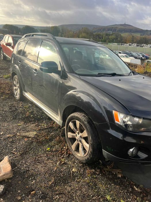 Dezmembrez mitubisi outlender 2.2d cod 4n14.DI-D cutie 6 trepte 4x4