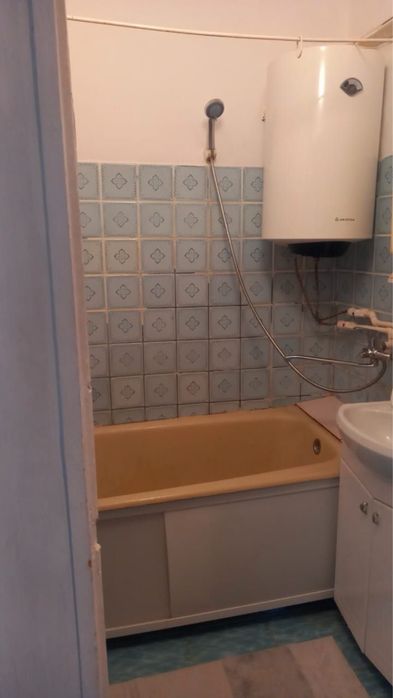 Продам  3-х комнатную квартиру