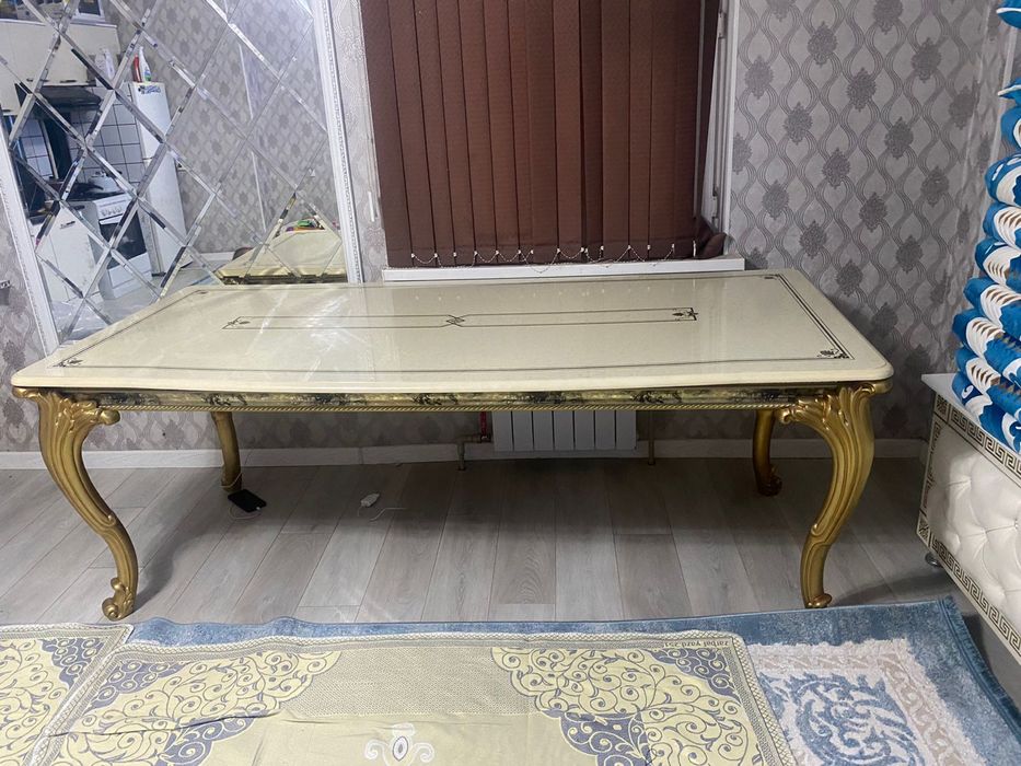 Продается Стол 2м/90см