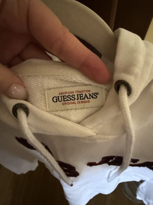 Оригинален суичър Guess