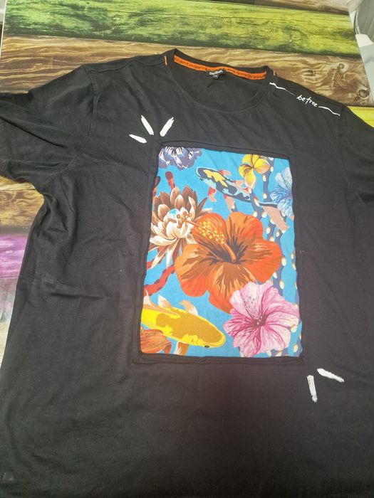 5 tricouri xxl pret 200 lei toate