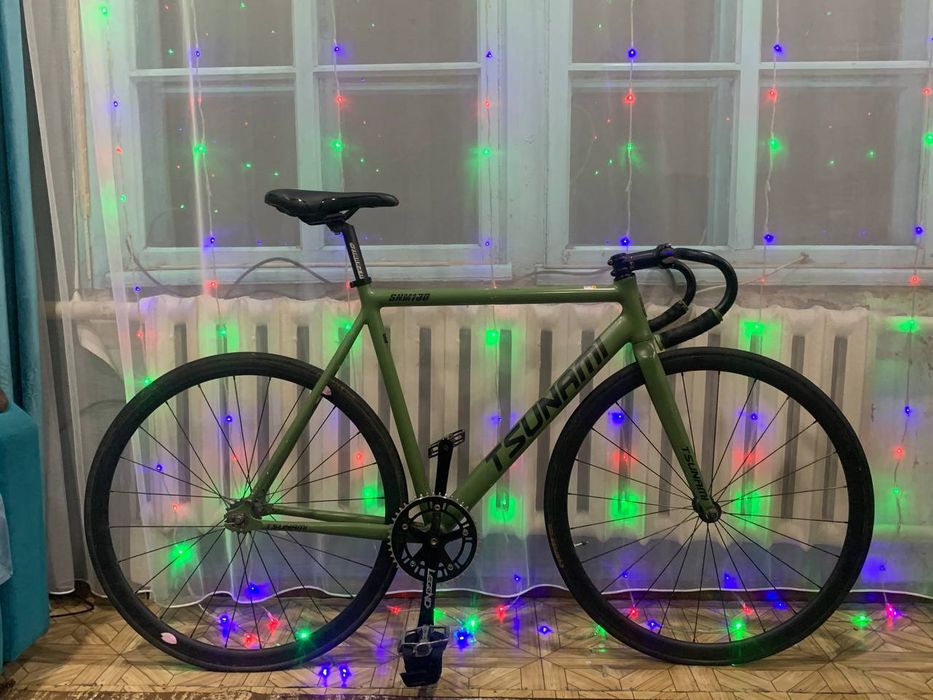 Велосипед фикс TSUNAMI SNM10