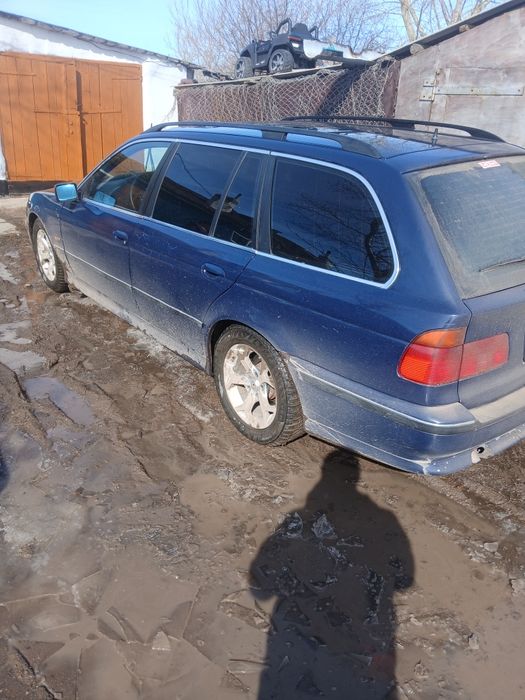 Продам бмв туринг
