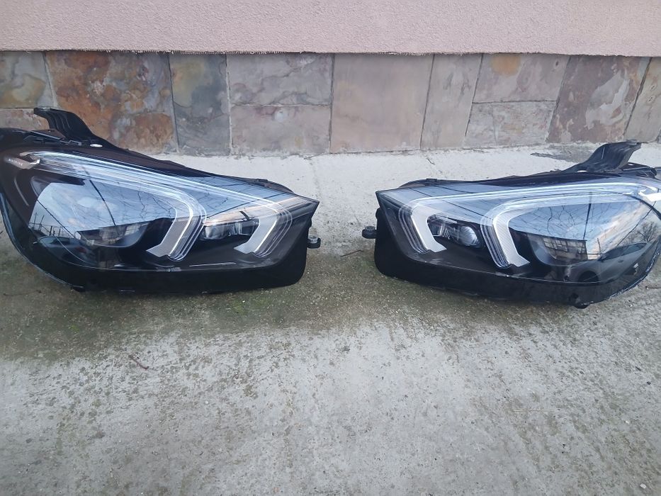 Десен фар mercedes gle W167