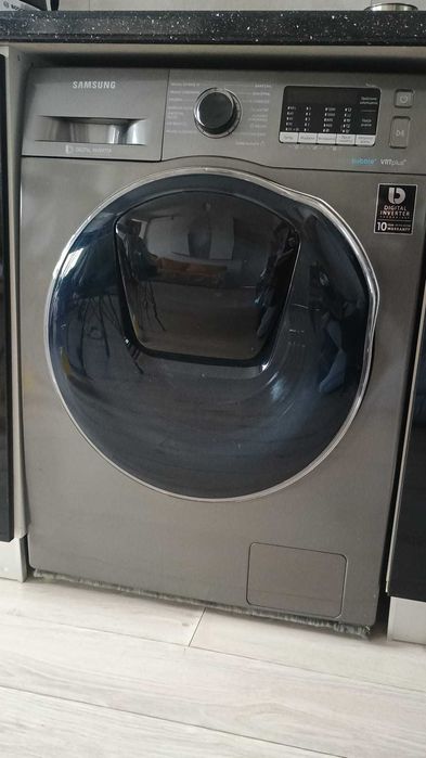 Mașina de spălat rufe